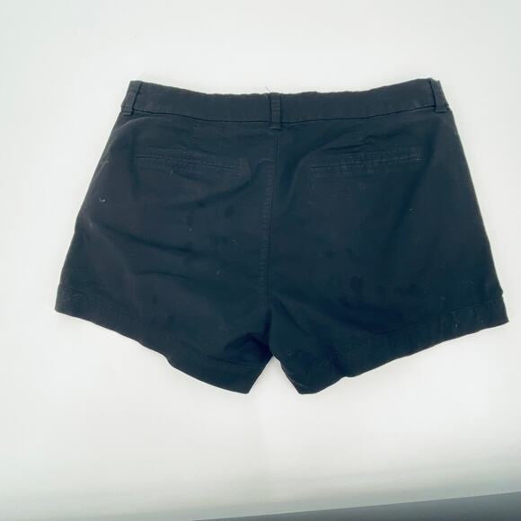 Old Navy Black Mid Rise Shorts - Picture 3 of 6